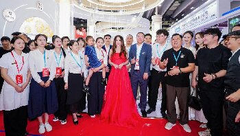 CCBD中擂咨詢(xún)集團(tuán)從0到1助力還媛品牌